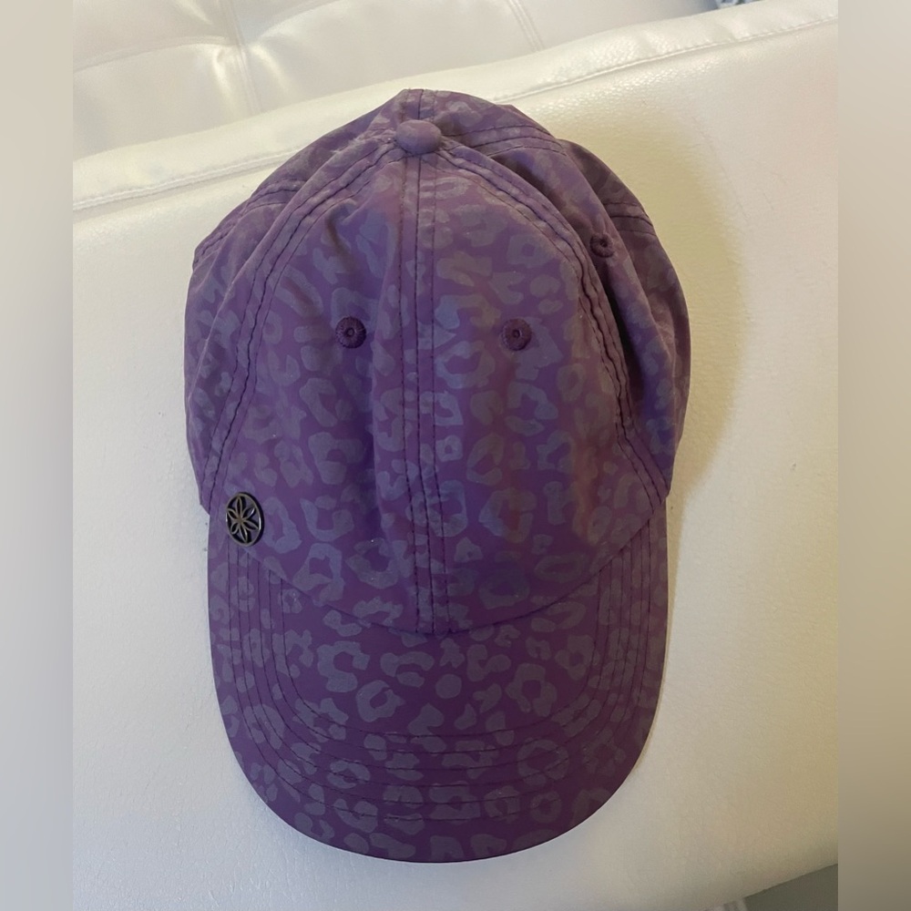 Gaiam classic fitness hat